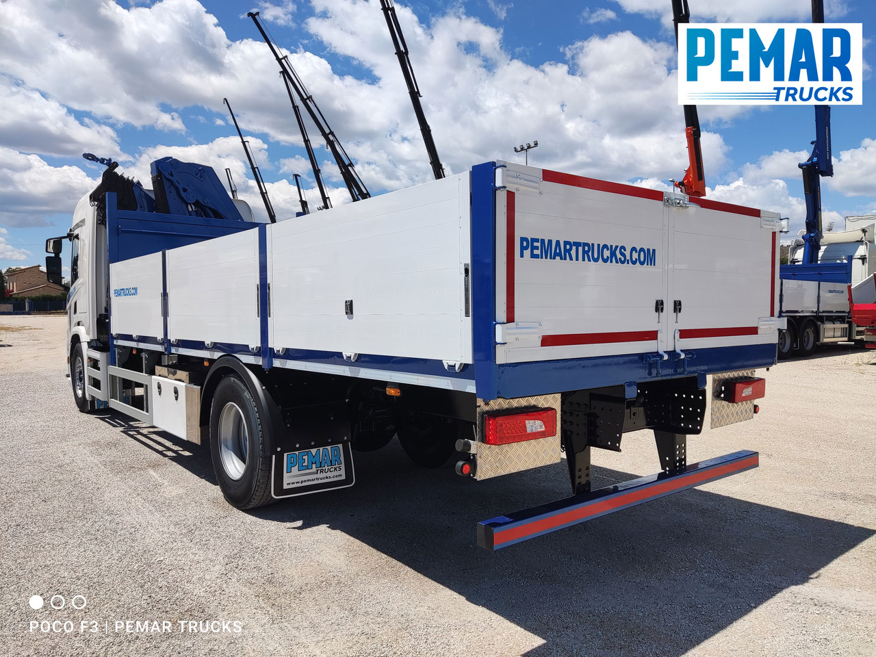 Camion plateau, Camion grue SCANIA P 370 4X2 GRUA CAJA FIJA: photos 8