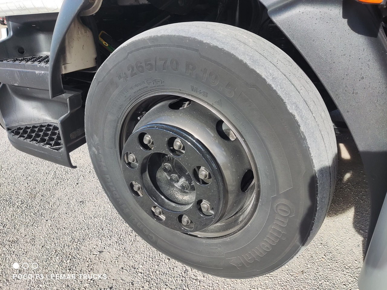 Camion frigorifique VOLVO FL 250 FRIGORIFICO 12T EURO 6: photos 21