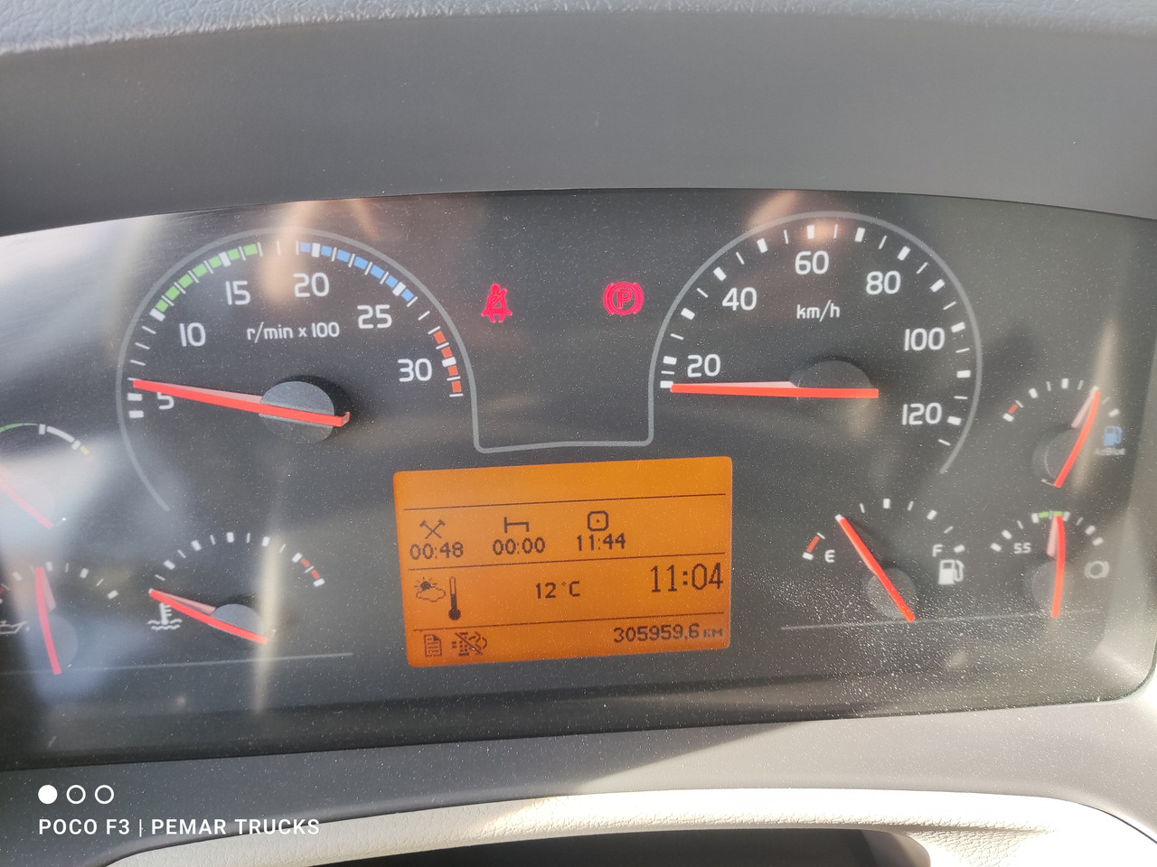 Camion frigorifique VOLVO FL 250 FRIGORIFICO 12T EURO 6: photos 29