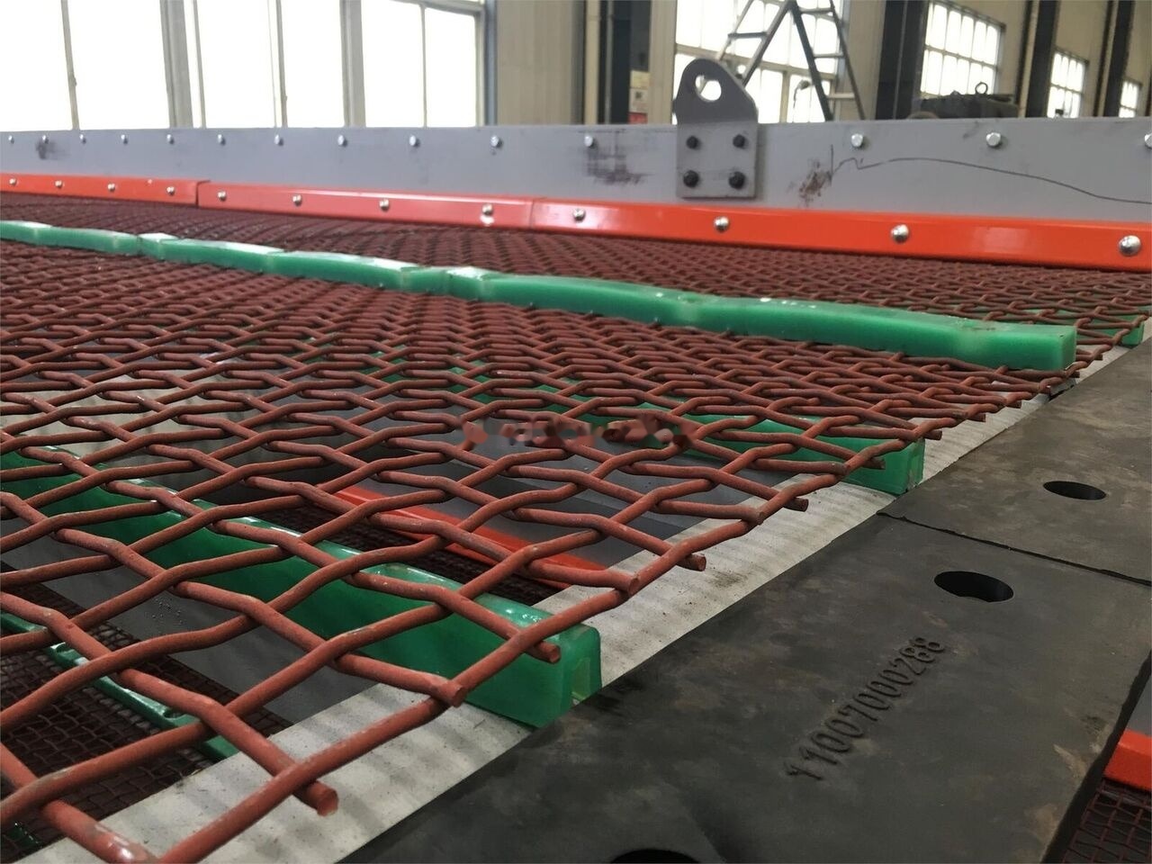 Crible neuf Kinglink Copper Ore Circular Vibrating Screen 3YA2160 | 200TPH: photos 6