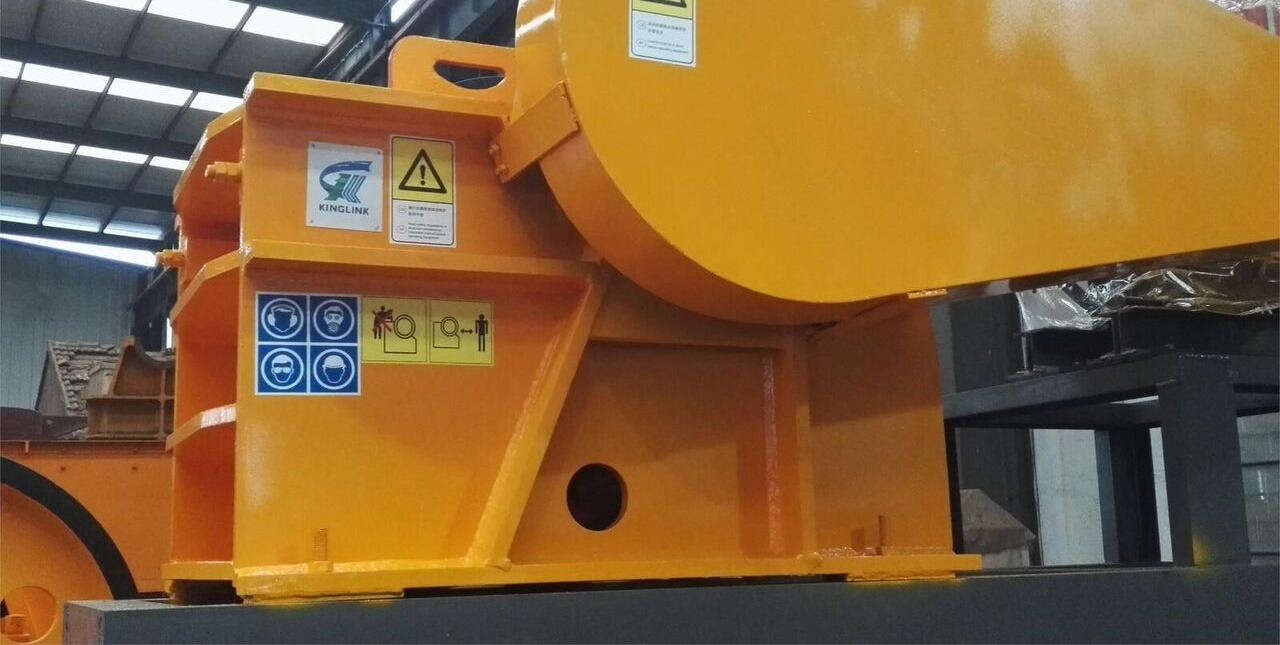Kinglink PE250x400 Diesel Engine Skid Frame Jaw Crusher 10x16 - Concasseur à mâchoires: photos 4 Kinglink PE250x400 Diesel Engine Skid Frame Jaw Crusher 10x16 - Concasseur à mâchoires: photos 4