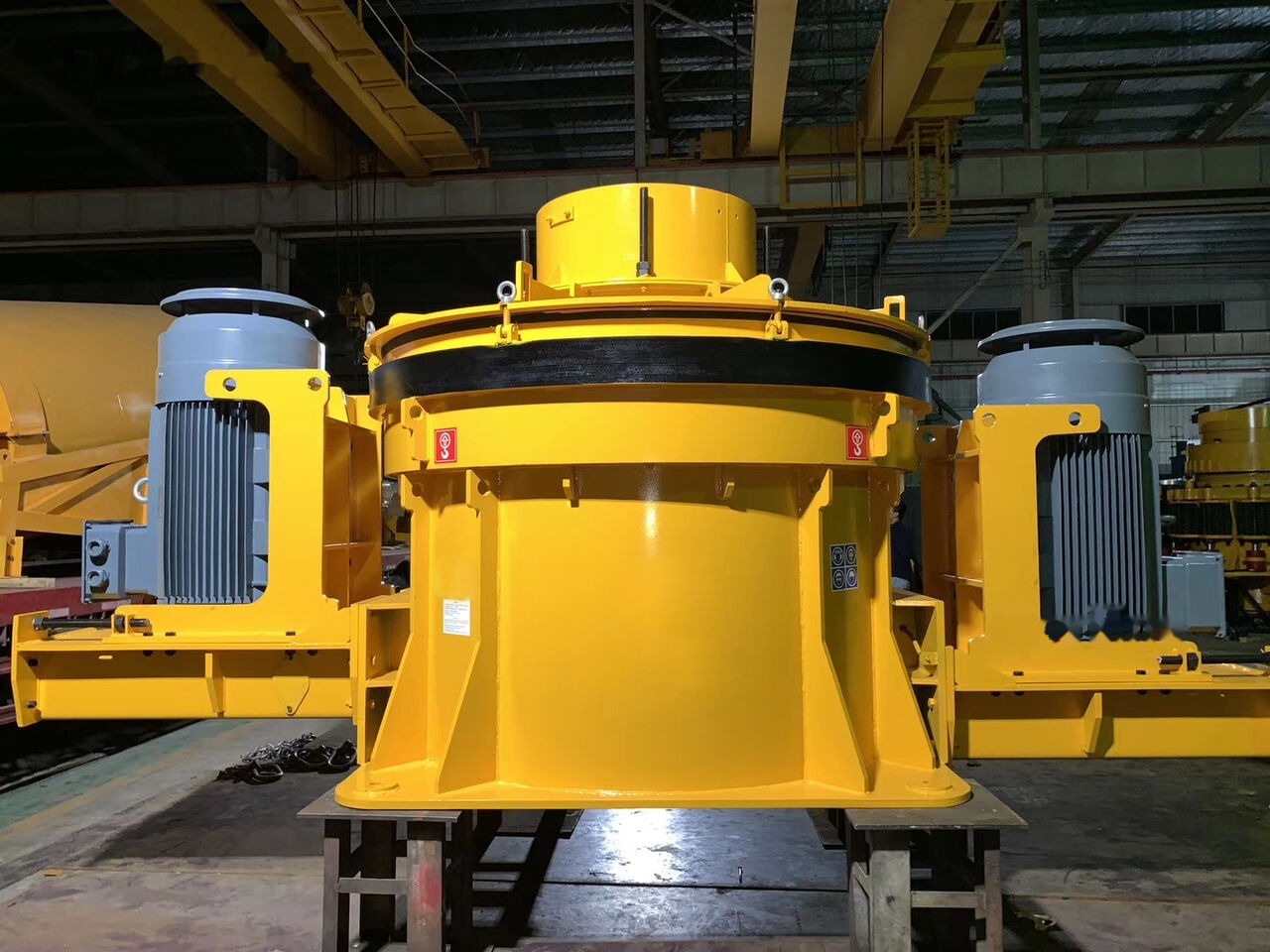 Kinglink Trio Type TV Series TV95 Vertical Shaft Impactor (VSI) - Concasseur: photos 1 Kinglink Trio Type TV Series TV95 Vertical Shaft Impactor (VSI) - Concasseur: photos 1
