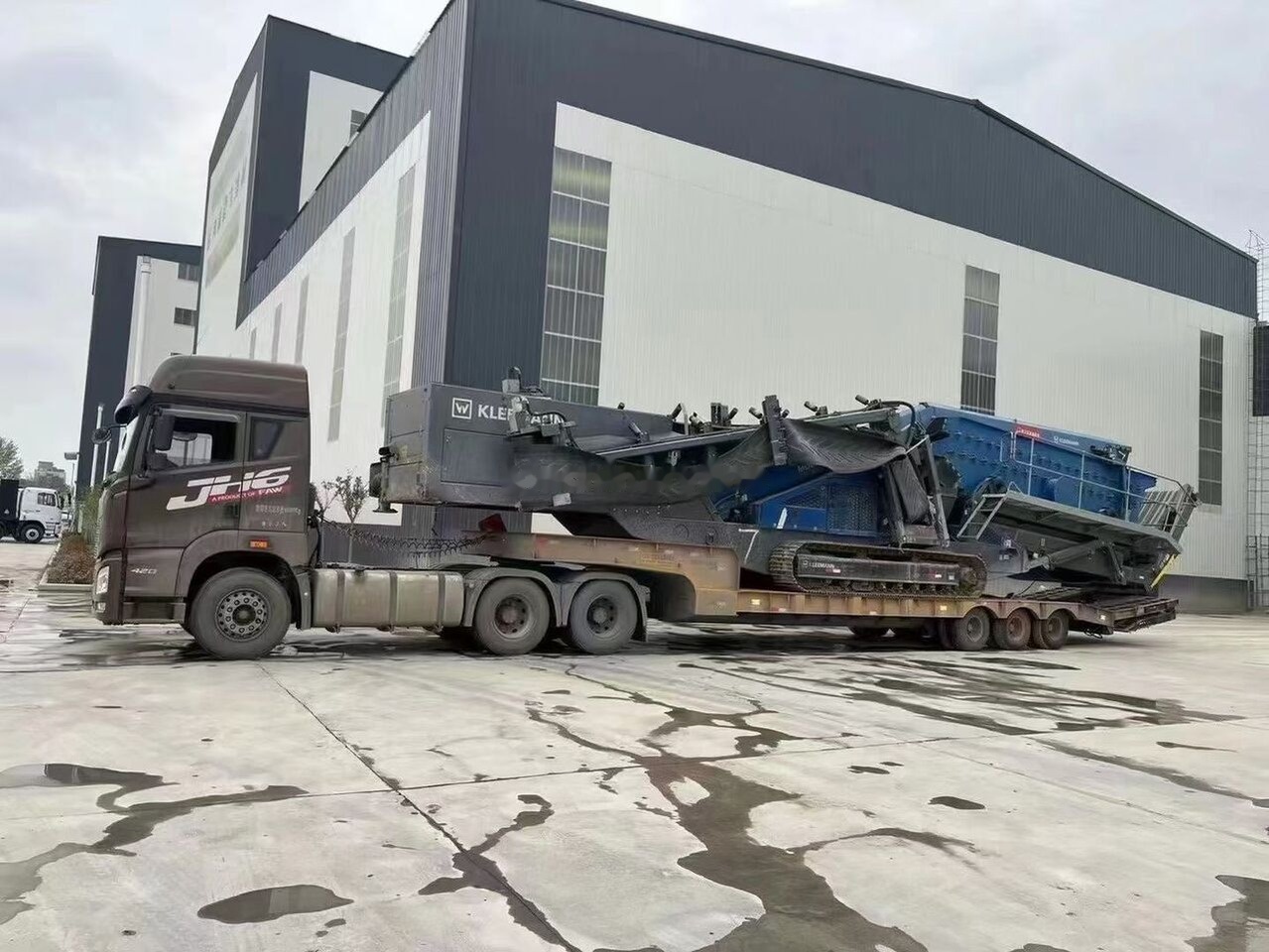 Kleemann MS19D Tracked Screen - Crible: photos 1 Kleemann MS19D Tracked Screen - Crible: photos 1