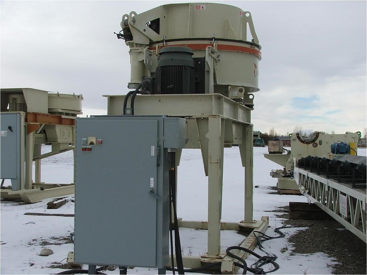 Metso BARMAC B7100SE VSI CRUSHER - Concasseur à cône: photos 3 Metso BARMAC B7100SE VSI CRUSHER - Concasseur à cône: photos 3