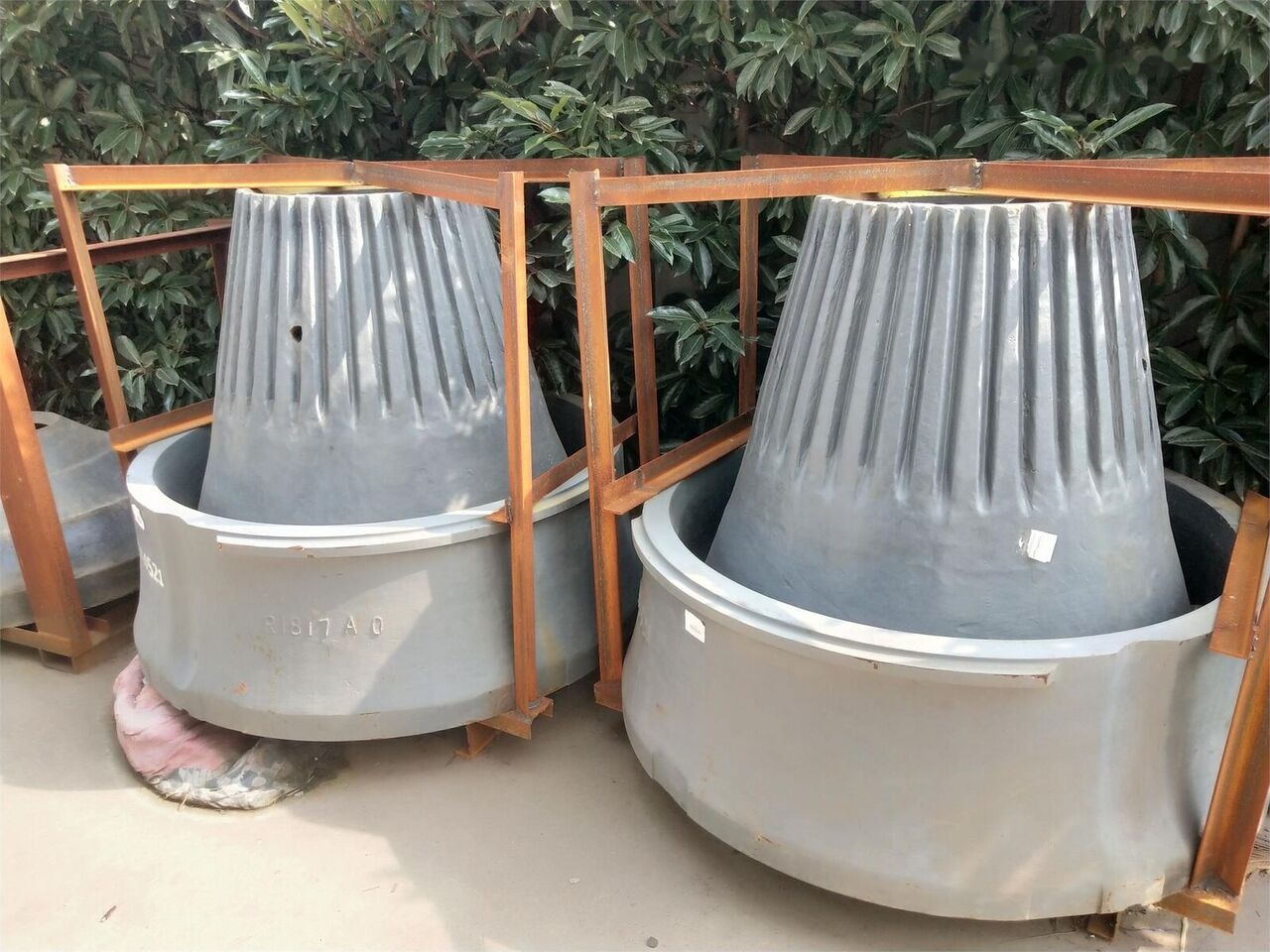 Mantle and Concave fit Sandvik CH430 for Sandvik crusher - Pièces de rechange pour Concasseur: photos 4 Mantle and Concave fit Sandvik CH430 for Sandvik crusher - Pièces de rechange pour Concasseur: photos 4