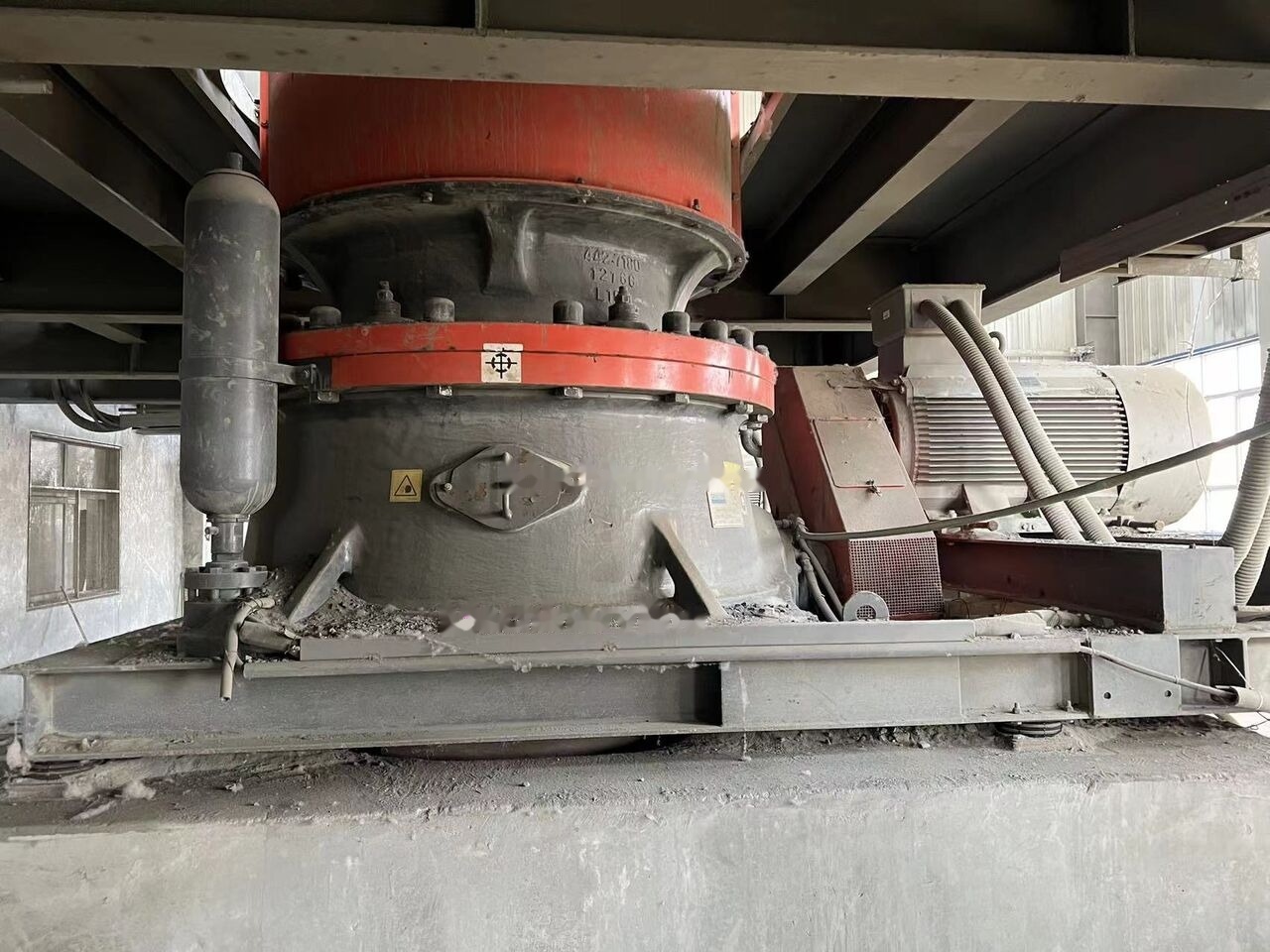 Sandvik Original CH440 Hydrocone - Concasseur à cône: photos 1 Sandvik Original CH440 Hydrocone - Concasseur à cône: photos 1