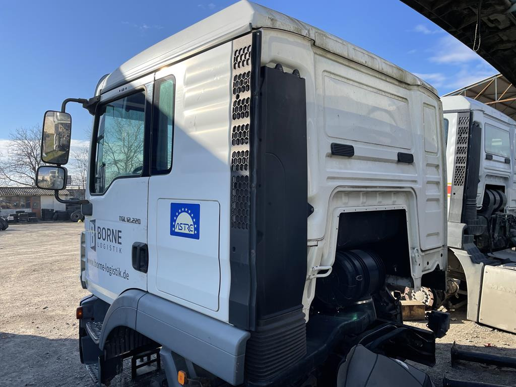 MAN TGL DOUBLE CAB 2012 - Cabine pour Camion: photos 4 MAN TGL DOUBLE CAB 2012 - Cabine pour Camion: photos 4