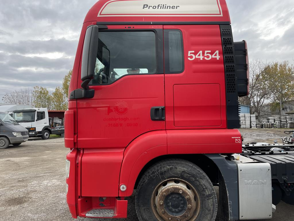 MAN TGS LX - Cabine pour Camion: photos 3 MAN TGS LX - Cabine pour Camion: photos 3