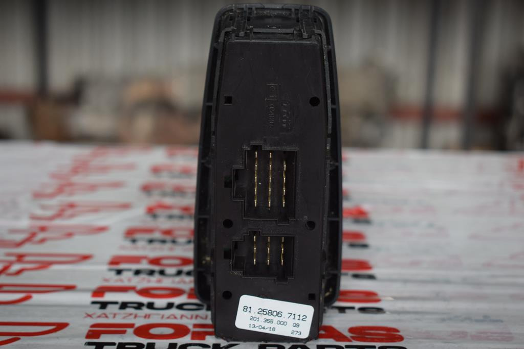 MAN TGX - PASSENGER - Système électrique pour Camion: photos 3 MAN TGX - PASSENGER - Système électrique pour Camion: photos 3