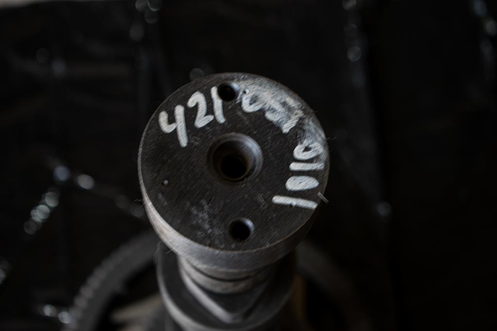 MERCEDES-BENZ 6 CYLINDER WITH ENGINE CODE OM421 - Arbre à cames pour Camion: photos 2 MERCEDES-BENZ 6 CYLINDER WITH ENGINE CODE OM421 - Arbre à cames pour Camion: photos 2