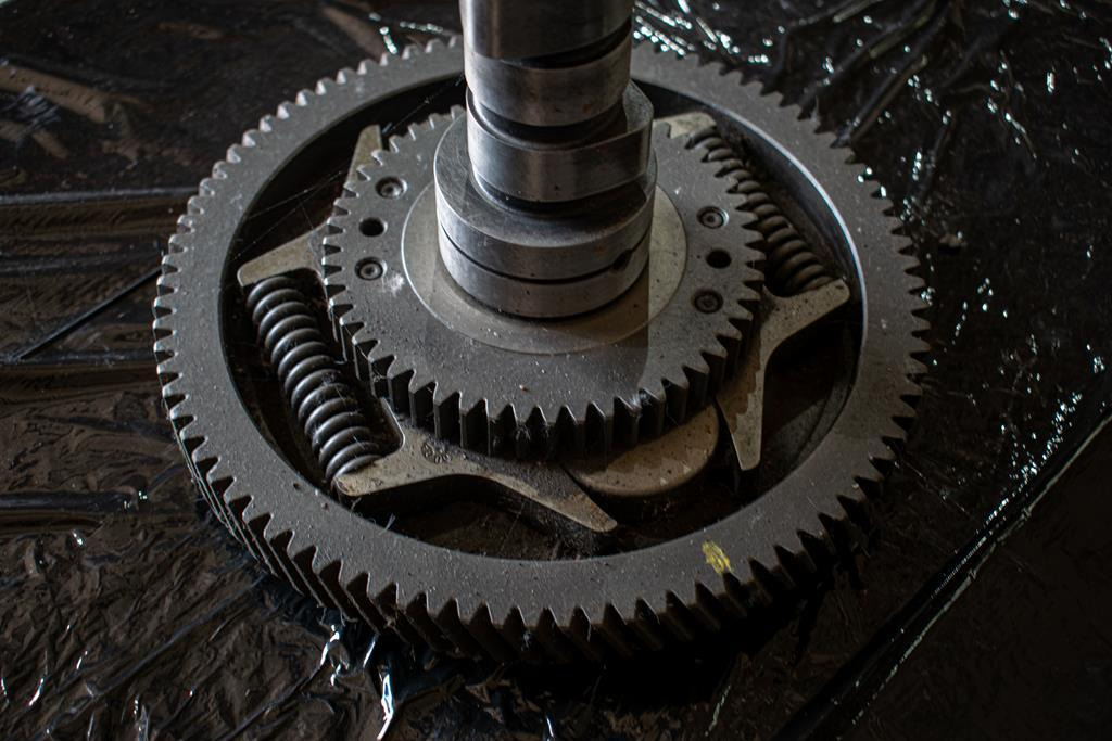 MERCEDES-BENZ 6 CYLINDER WITH ENGINE CODE OM421 - Arbre à cames pour Camion: photos 3 MERCEDES-BENZ 6 CYLINDER WITH ENGINE CODE OM421 - Arbre à cames pour Camion: photos 3