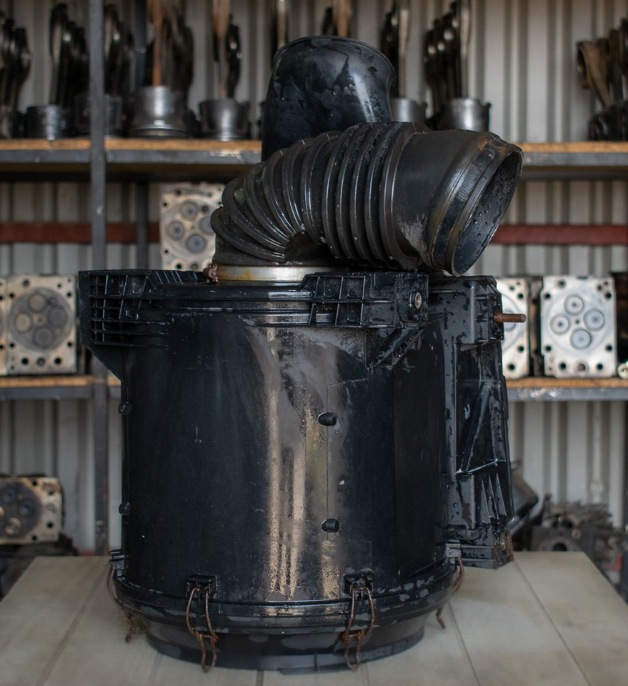 MERCEDES-BENZ ATEGO - Filtre à air pour Camion: photos 2 MERCEDES-BENZ ATEGO - Filtre à air pour Camion: photos 2