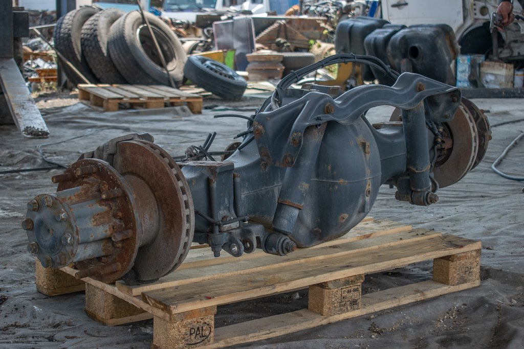 MERCEDES-BENZ DIFFERENTIAL ATEGO 8 HOLE - Transmission pour Camion: photos 4 MERCEDES-BENZ DIFFERENTIAL ATEGO 8 HOLE - Transmission pour Camion: photos 4