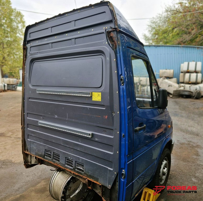 MERCEDES SPRINTER OM601 - Cabine pour Véhicule utilitaire: photos 4 MERCEDES SPRINTER OM601 - Cabine pour Véhicule utilitaire: photos 4