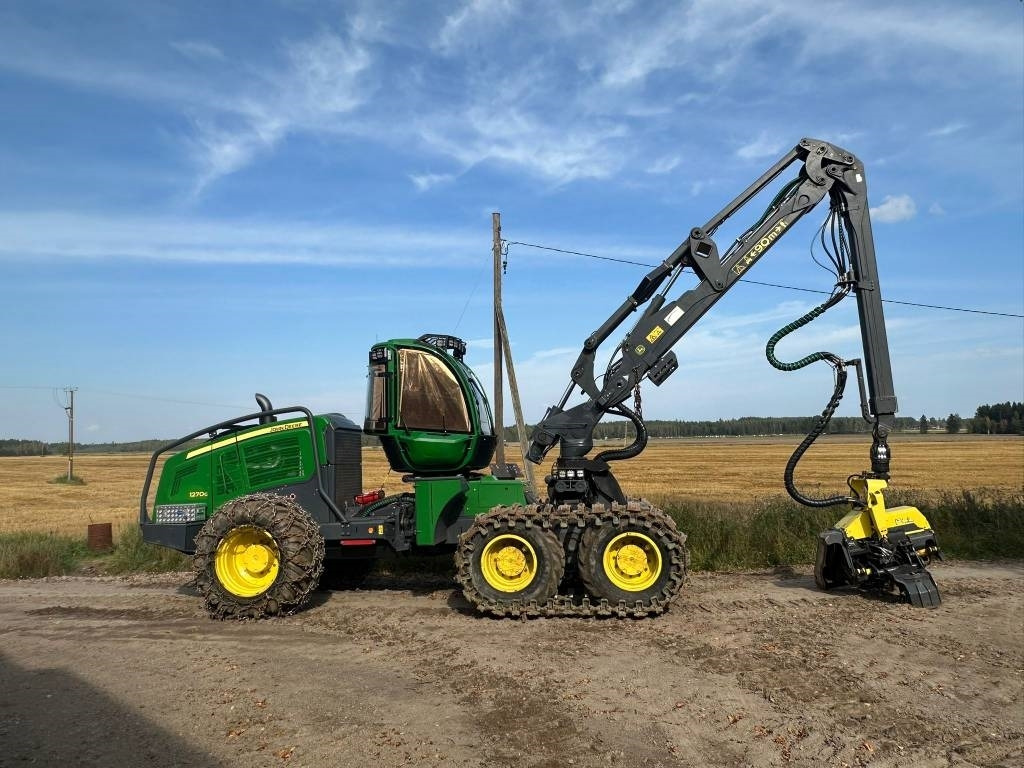 John Deere 1270 G - Abatteuse: photos 2 John Deere 1270 G - Abatteuse: photos 2