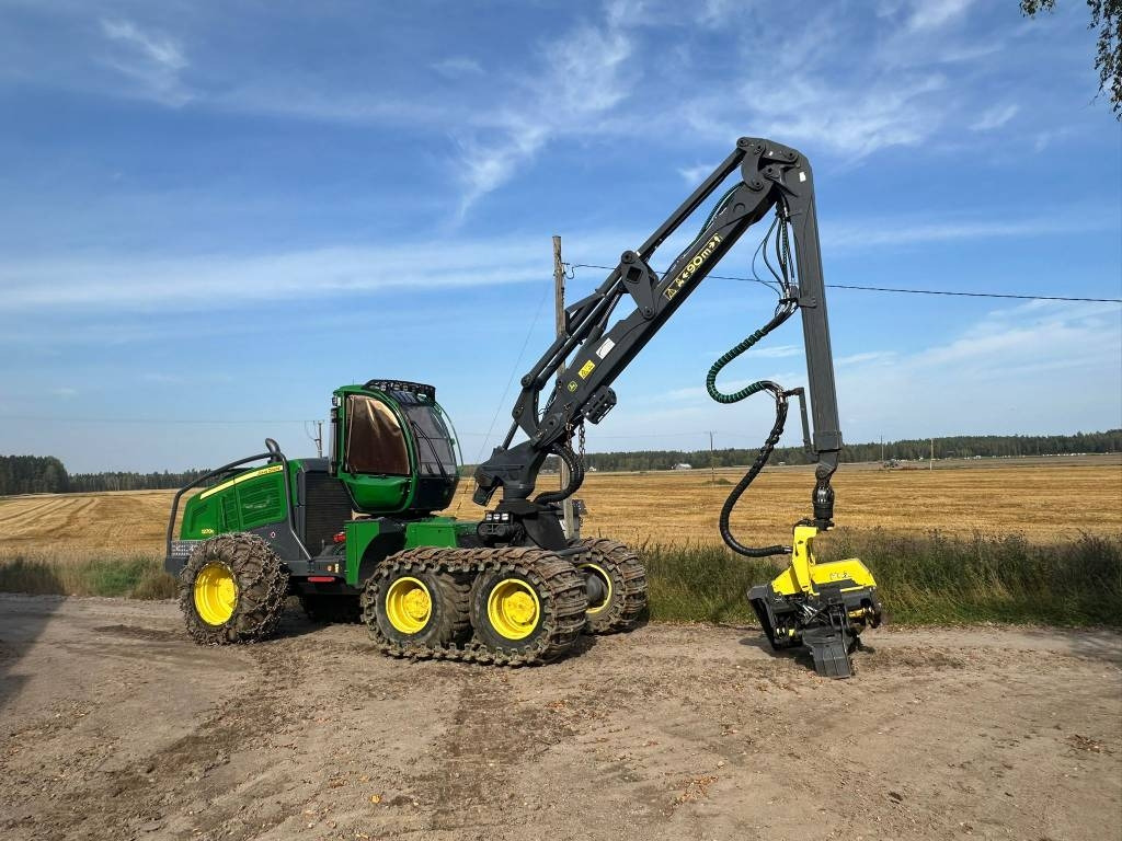 John Deere 1270 G - Abatteuse: photos 1 John Deere 1270 G - Abatteuse: photos 1