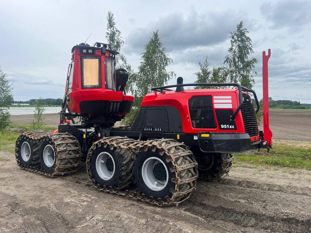 Komatsu 951 XC - Abatteuse: photos 4 Komatsu 951 XC - Abatteuse: photos 4