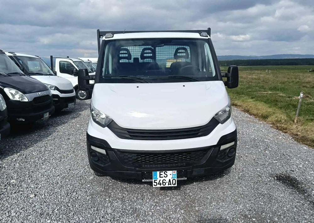 Iveco DAILY 35C14, 35C13, 35C12, 35C15 - Utilitaire benne: photos 5 Iveco DAILY 35C14, 35C13, 35C12, 35C15 - Utilitaire benne: photos 5