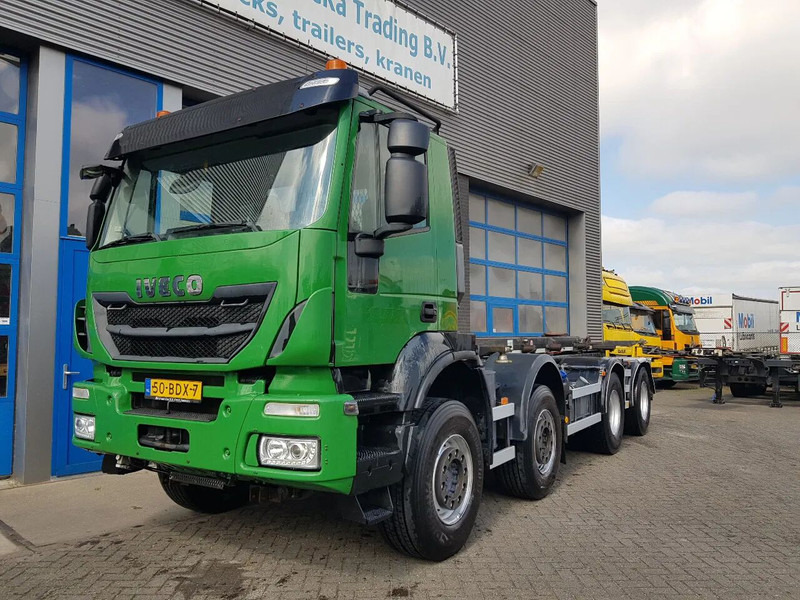 Iveco Stralis 450 8x4 Steel Nieuwe Apk/TÜV 430.000 km kettingsyst 30 t - Camion porte-conteneur/ Caisse mobile: photos 2 Iveco Stralis 450 8x4 Steel Nieuwe Apk/TÜV 430.000 km kettingsyst 30 t - Camion porte-conteneur/ Caisse mobile: photos 2