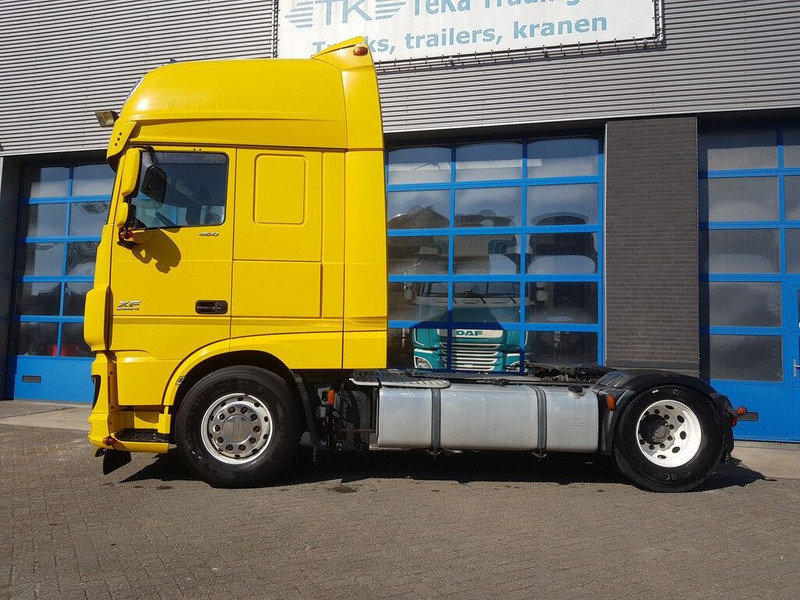 DAF XF 460 SSC Night Airco Special Interior 711 DKM - Tracteur routier: photos 3 DAF XF 460 SSC Night Airco Special Interior 711 DKM - Tracteur routier: photos 3