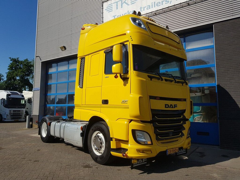 DAF XF 460 SSC Night Airco Special Interior 711 DKM - Tracteur routier: photos 5 DAF XF 460 SSC Night Airco Special Interior 711 DKM - Tracteur routier: photos 5