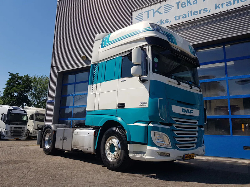 DAF XF 460 XF 460 ADR EX/II, EX/III, FL,OX and AT Leather Int. Night Airco - Tracteur routier: photos 5 DAF XF 460 XF 460 ADR EX/II, EX/III, FL,OX and AT Leather Int. Night Airco - Tracteur routier: photos 5