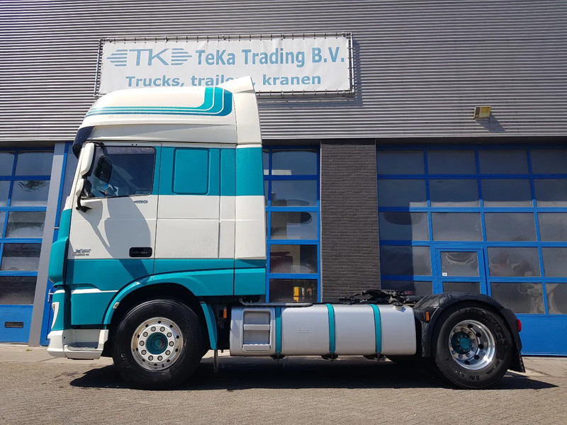 DAF XF 460 XF 460 ADR EX/II, EX/III, FL,OX and AT Leather Int. Night Airco - Tracteur routier: photos 3 DAF XF 460 XF 460 ADR EX/II, EX/III, FL,OX and AT Leather Int. Night Airco - Tracteur routier: photos 3