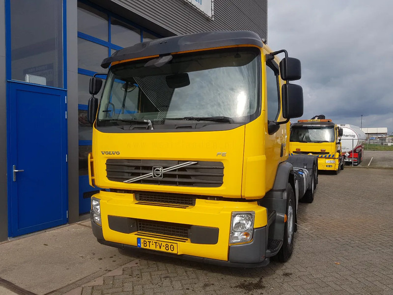 Volvo FE 320 6x2 Euro 5 290.000 km Retarder TÜV - Châssis cabine: photos 2 Volvo FE 320 6x2 Euro 5 290.000 km Retarder TÜV - Châssis cabine: photos 2