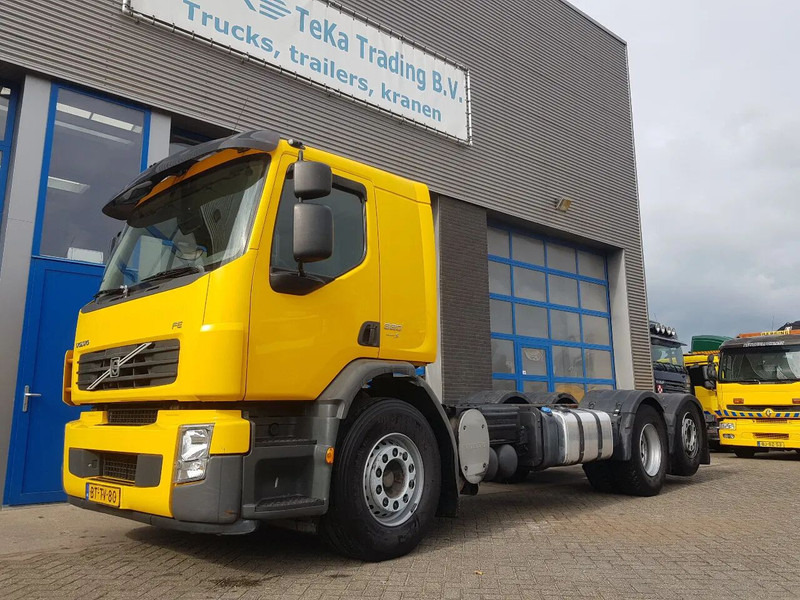 Volvo FE 320 6x2 Euro 5 290.000 km Retarder TÜV - Châssis cabine: photos 1 Volvo FE 320 6x2 Euro 5 290.000 km Retarder TÜV - Châssis cabine: photos 1