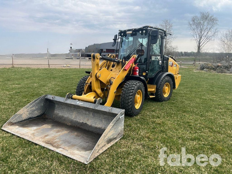 Caterpillar 906 Next - Chargeuse sur pneus: photos 1 Caterpillar 906 Next - Chargeuse sur pneus: photos 1