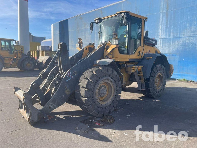 Volvo L90H - Chargeuse sur pneus: photos 1 Volvo L90H - Chargeuse sur pneus: photos 1