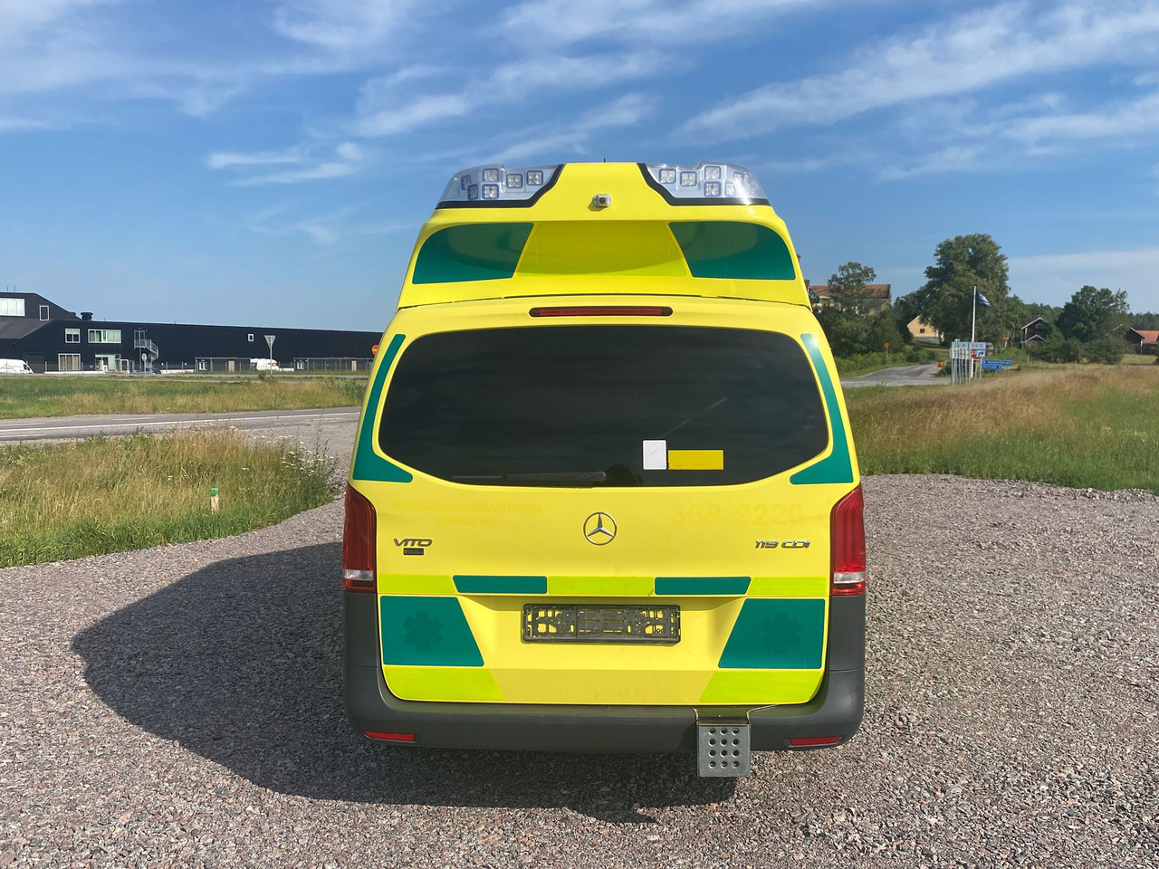 MERCEDES-BENZ Vito 119 4x4 - Ambulans / AMBULANCE - Ambulance: photos 3 MERCEDES-BENZ Vito 119 4x4 - Ambulans / AMBULANCE - Ambulance: photos 3
