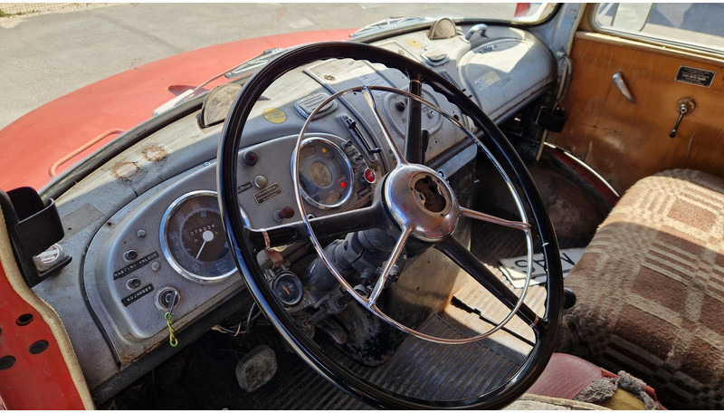 Camion de pompier Mercedes-Benz 1113 4X4 new tank: photos 13 Camion de pompier Mercedes-Benz 1113 4X4 new tank: photos 13