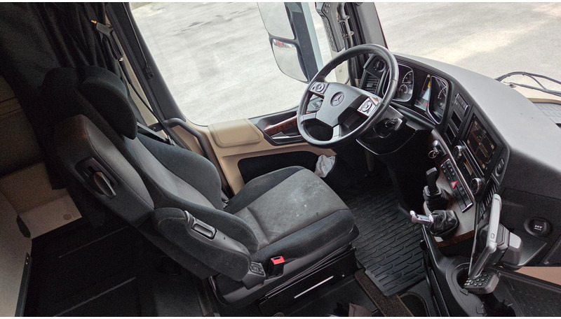 Camion ampliroll, Camion grue Mercedes-Benz Arocs 3253 8X4*4 Fassi F295: photos 11