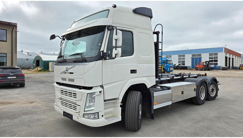 Volvo FM460 6X2*4 - Camion ampliroll: photos 1 Volvo FM460 6X2*4 - Camion ampliroll: photos 1