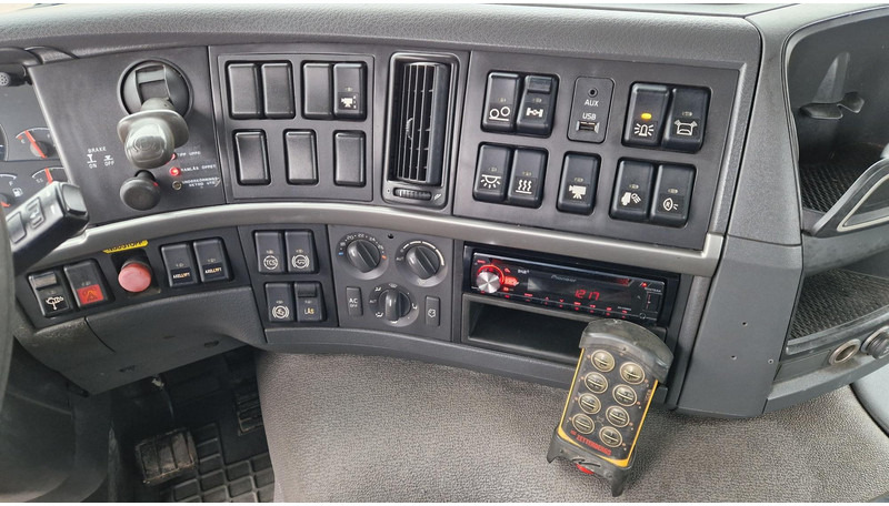 Crédit-bail de Volvo FM500 6X2*4 Volvo FM500 6X2*4: photos 14