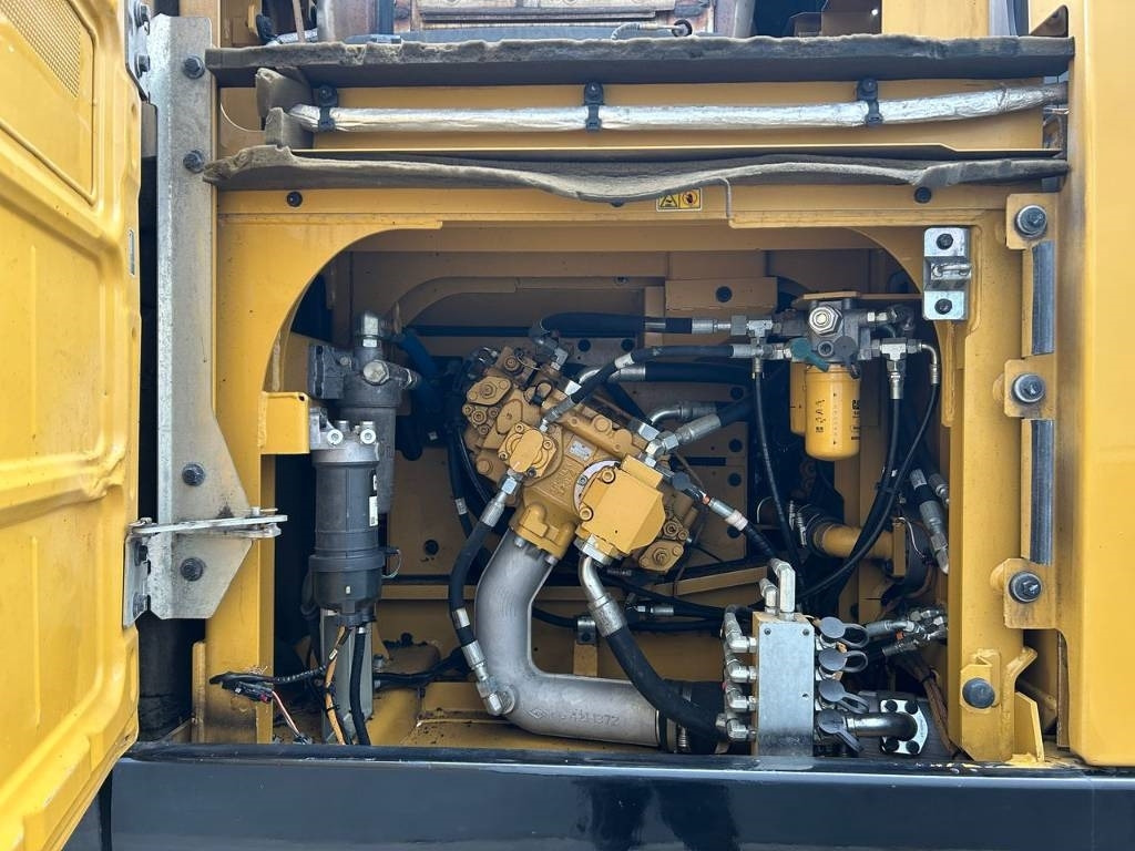 Pelle sur chenille CAT 330F L (Roto|GPS|2 buckets): photos 21