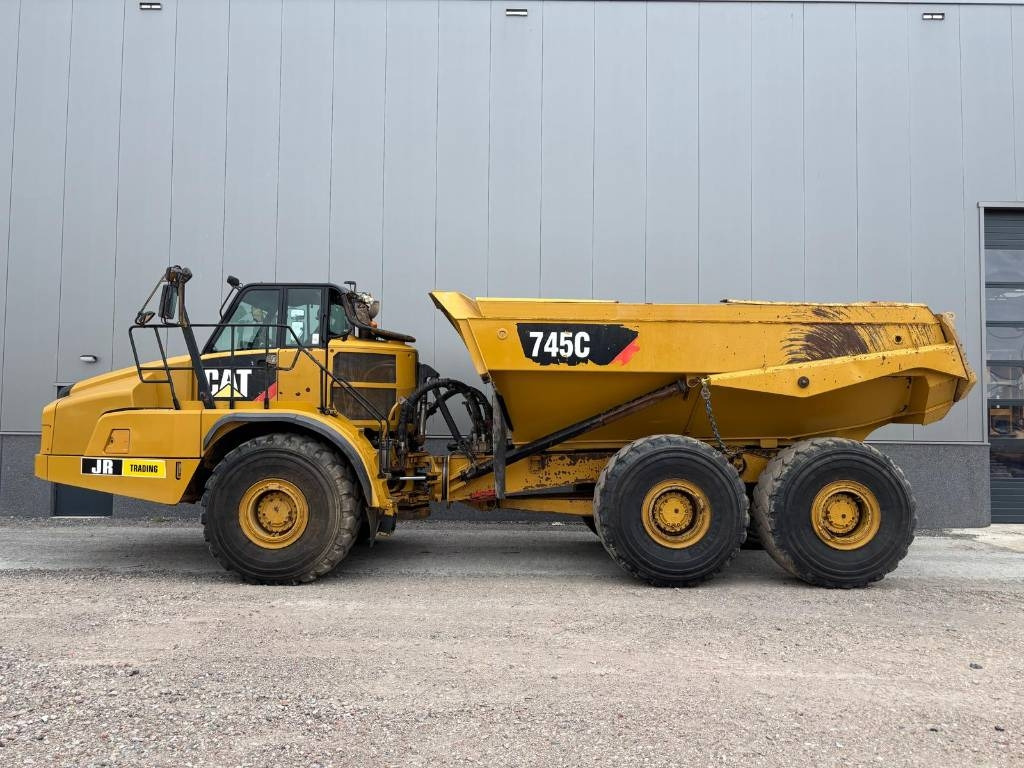 CAT 745 C - Tombereau articulé: photos 1 CAT 745 C - Tombereau articulé: photos 1