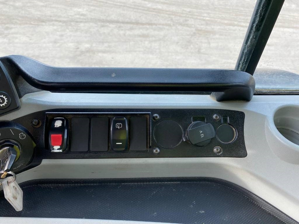 Chargeuse sur pneus CAT 938 M (Bucket + Forks): photos 14 Chargeuse sur pneus CAT 938 M (Bucket + Forks): photos 14