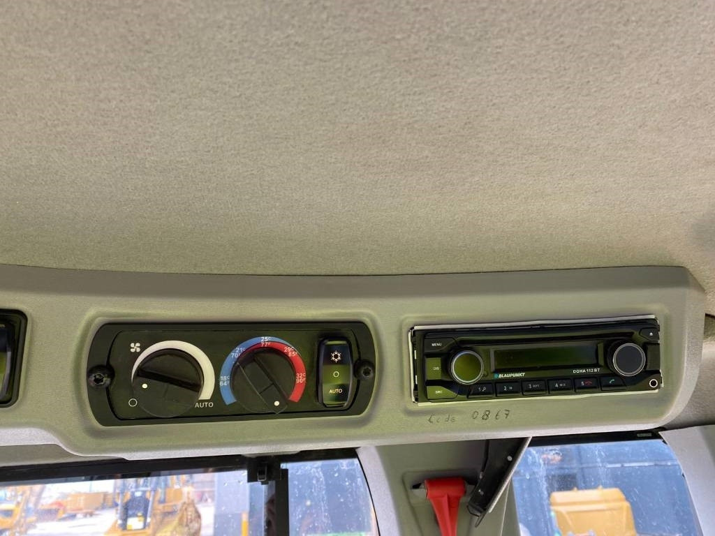 Chargeuse sur pneus CAT 938 M (Bucket + Forks): photos 16 Chargeuse sur pneus CAT 938 M (Bucket + Forks): photos 16