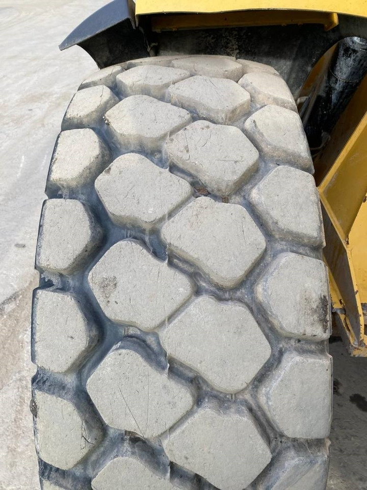 Chargeuse sur pneus CAT 938 M (Bucket + Forks): photos 30 Chargeuse sur pneus CAT 938 M (Bucket + Forks): photos 30