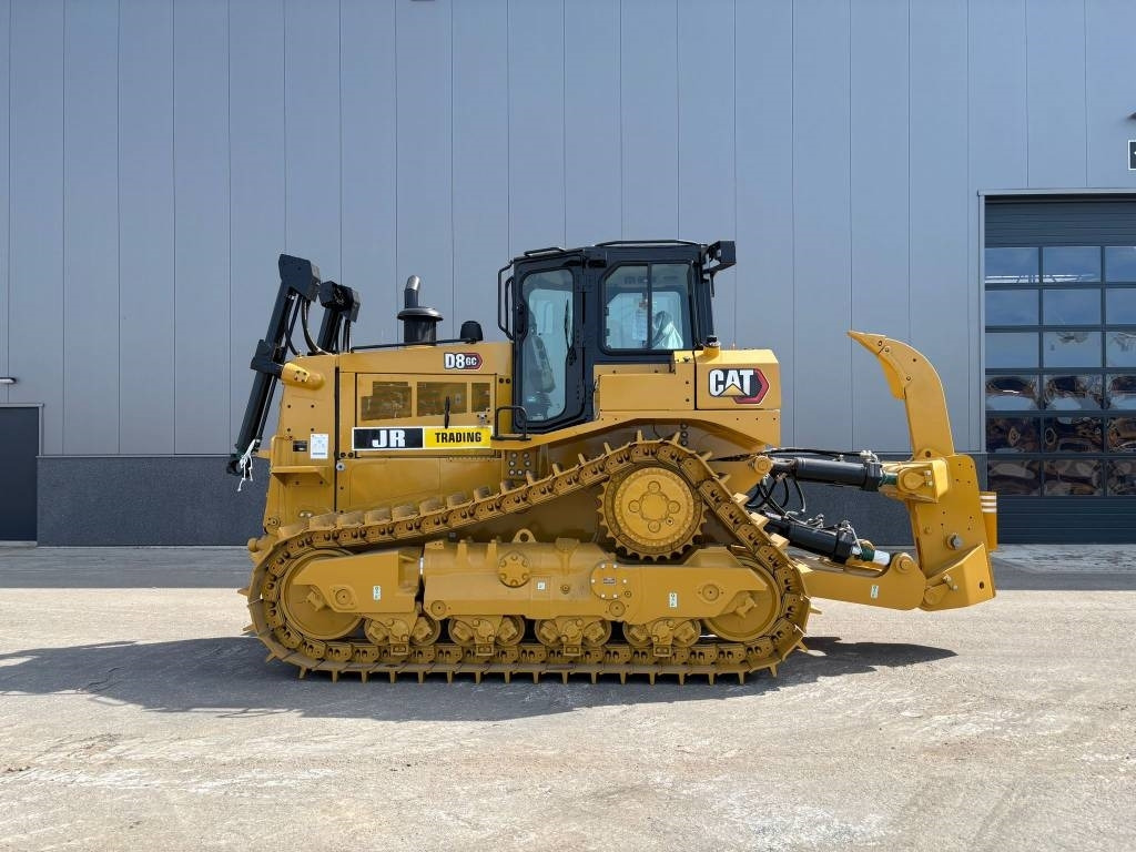 CAT D 8 - D 8 GC - D 8 T - D 8 R  - Bulldozer: photos 2 CAT D 8 - D 8 GC - D 8 T - D 8 R  - Bulldozer: photos 2