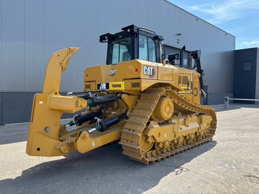 CAT D 8 - D 8 GC - D 8 T - D 8 R - Bulldozer: photos 4 CAT D 8 - D 8 GC - D 8 T - D 8 R - Bulldozer: photos 4