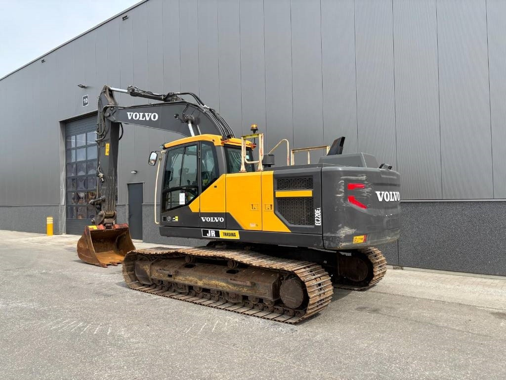 Volvo EC 220 EL (new undercarriage) - Pelle sur chenille: photos 3 Volvo EC 220 EL (new undercarriage) - Pelle sur chenille: photos 3