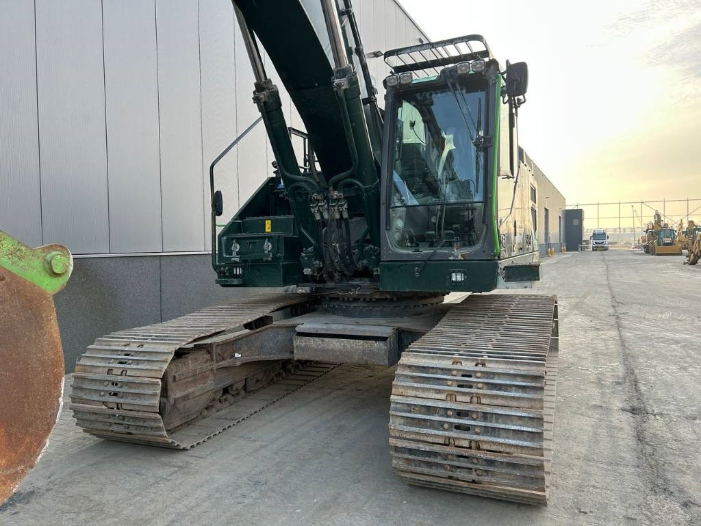 Pelle sur chenille Volvo EC 380 EL: photos 8