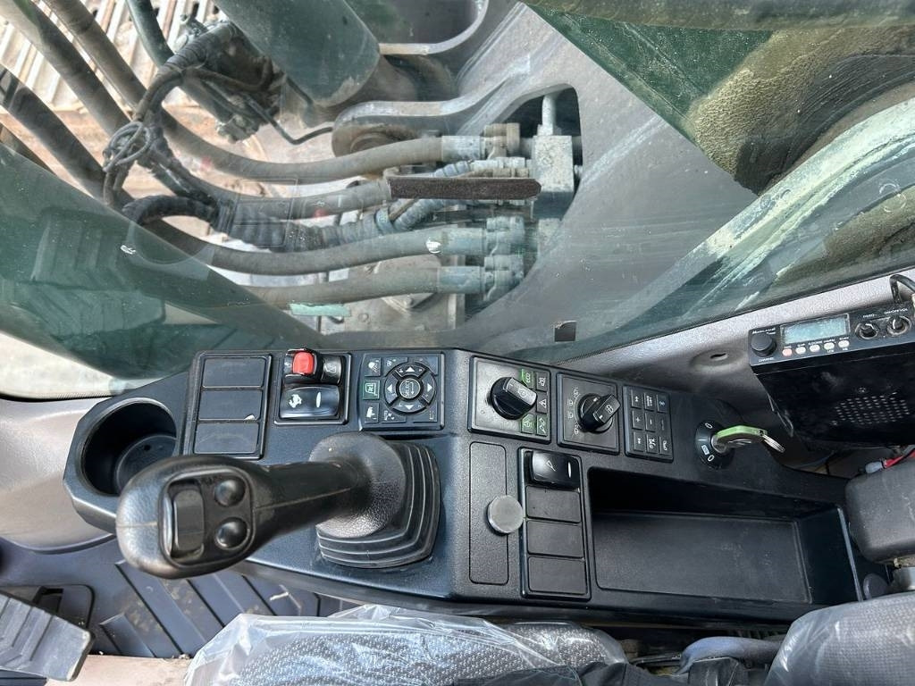 Pelle sur chenille Volvo EC 380 EL: photos 18