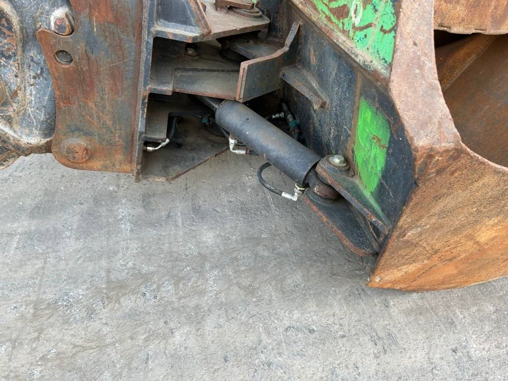 Pelle sur chenille Volvo EC 380 EL: photos 34