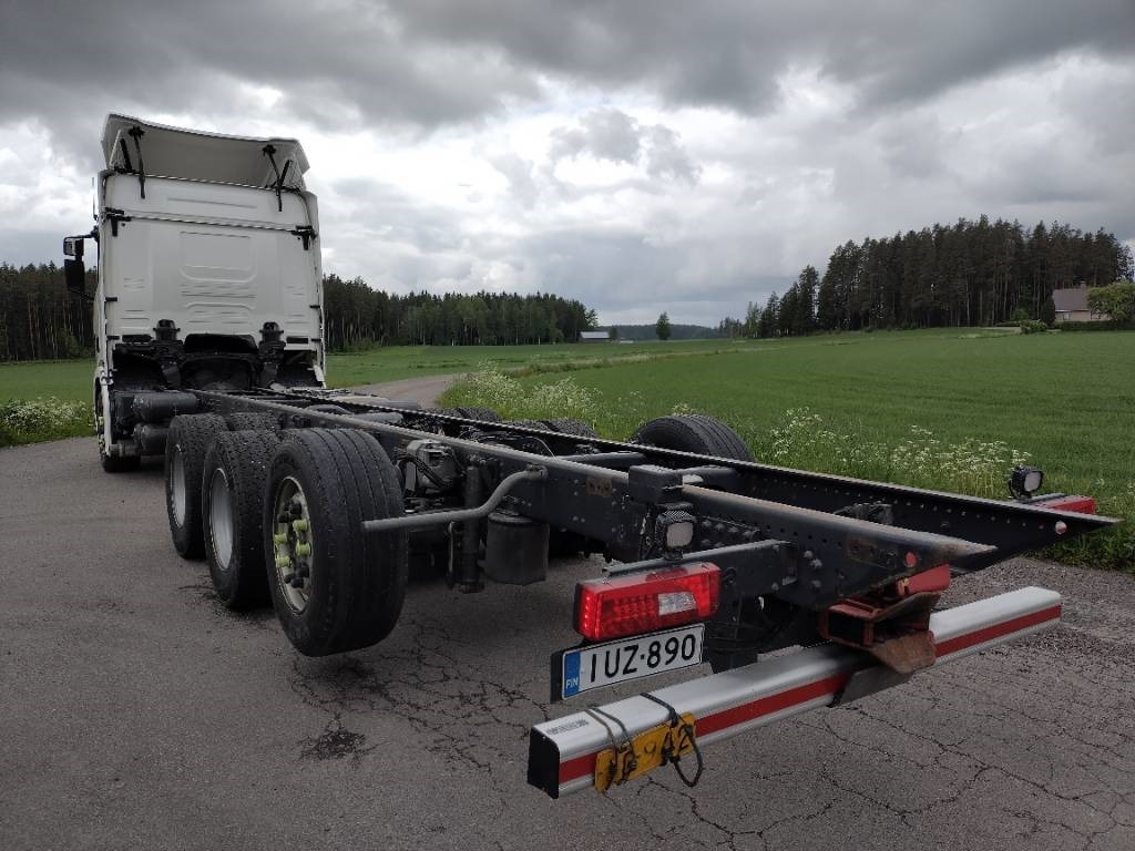 Scania R540 8x4 pitkä alusta runko 9,6m - Châssis cabine: photos 5 Scania R540 8x4 pitkä alusta runko 9,6m - Châssis cabine: photos 5