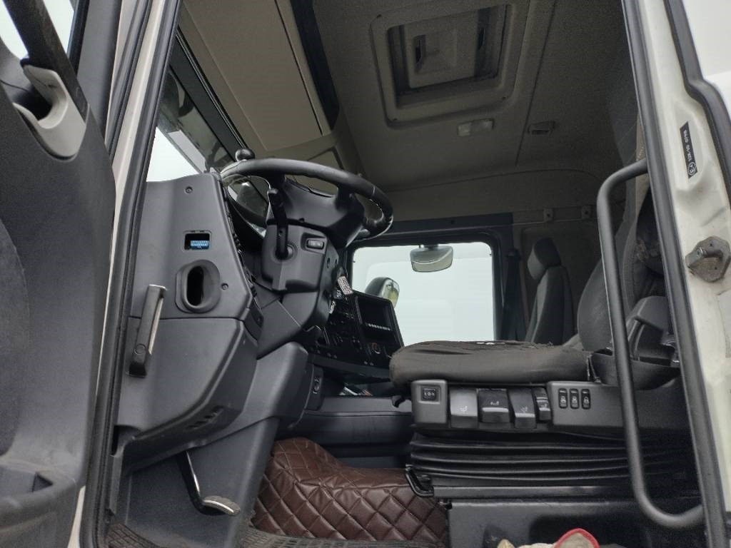 Camion plateau Scania R560 6x2 täysilmaj.uusi koneenkuljetusritilä: photos 7