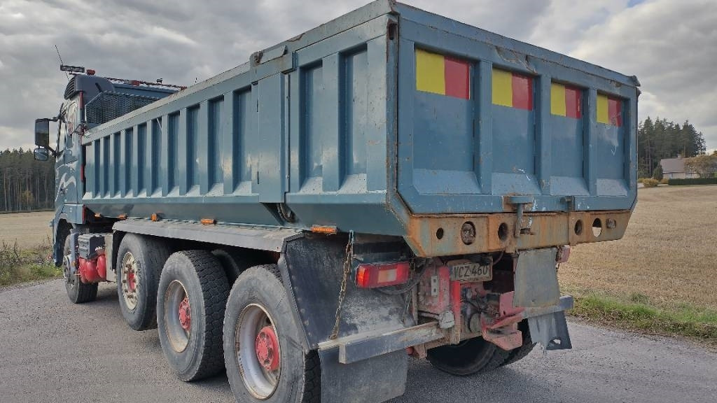 Volvo FH13 8x4 autom.kasettilava - Camion benne: photos 5 Volvo FH13 8x4 autom.kasettilava - Camion benne: photos 5